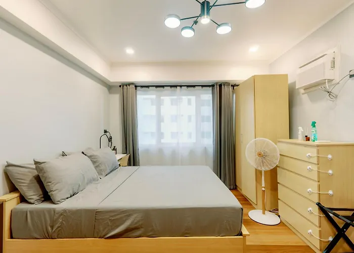 Cozy And Spacious 2Br At The Infinity Condominium Bgc Near Sm Aura And Bonifacio High Street Apartment