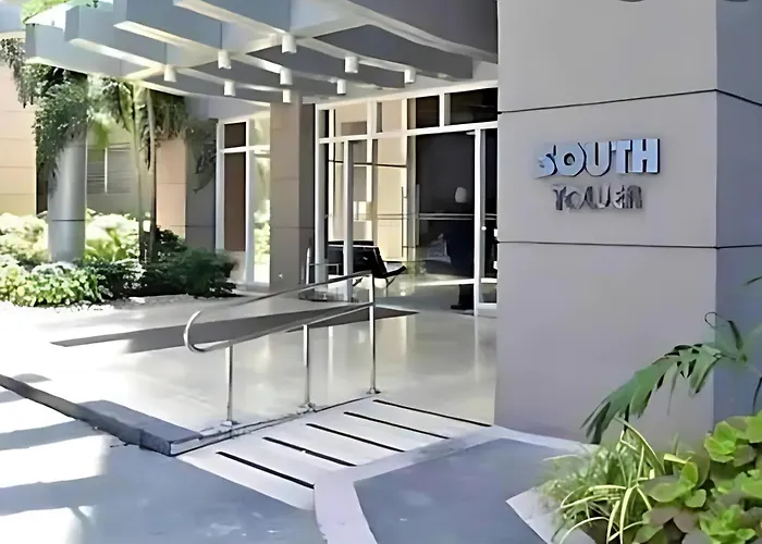 Cozy And Spacious 2Br At The Infinity Condominium Bgc Near Sm Aura And Bonifacio High Street