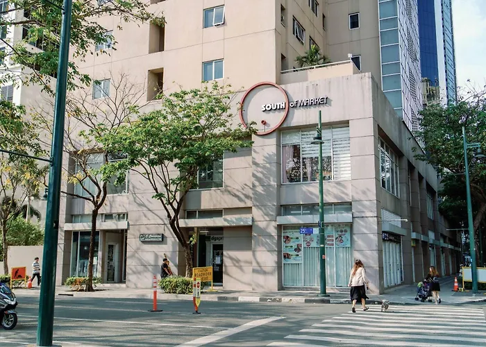 Cozy And Spacious 2Br At The Infinity Condominium Bgc Near Sm Aura And Bonifacio High Street