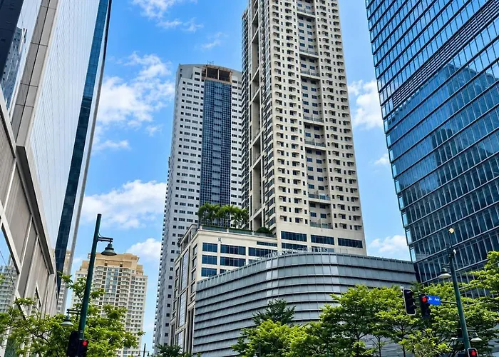 Cozy And Spacious 2br At The Infinity Bgc Near Sm Aura And Bonifacio High Street