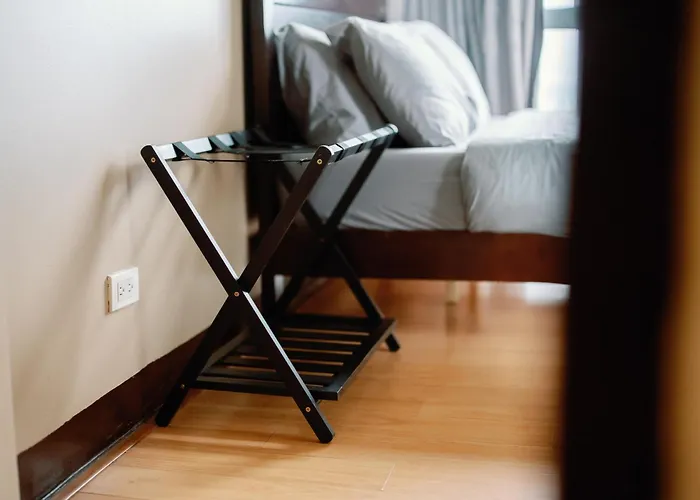 Apartment Cozy And Spacious 2br At The Infinity Bgc Near Sm Aura And Bonifacio High Street