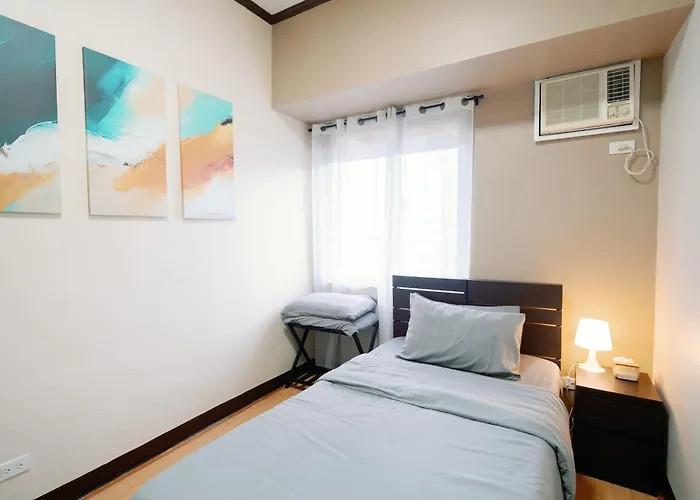 Cozy And Spacious 2br At The Infinity Bgc Near Sm Aura And Bonifacio High Street Apartment