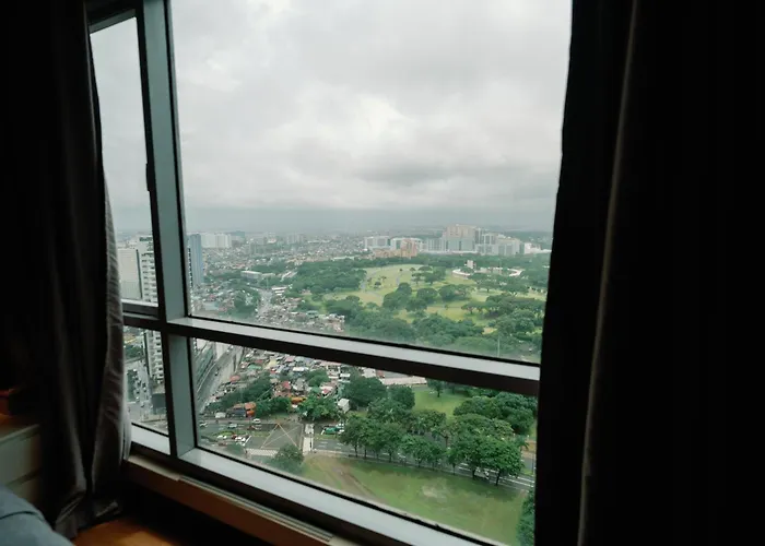 Cozy And Spacious 2br At The Infinity Bgc Near Sm Aura And Bonifacio High Street Apartment Manila